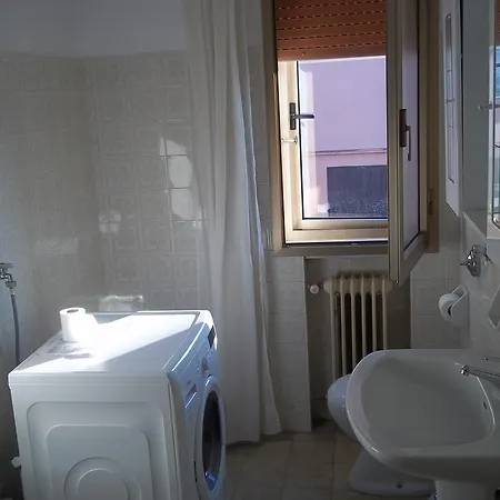 Appartamento Gronda Lagunare Apartment *