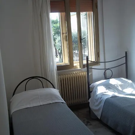 Appartamento Gronda Lagunare Apartment *